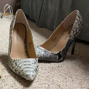 Brand new faux snake skin shoes